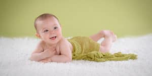 bambino sdraiato, servizio fotografico